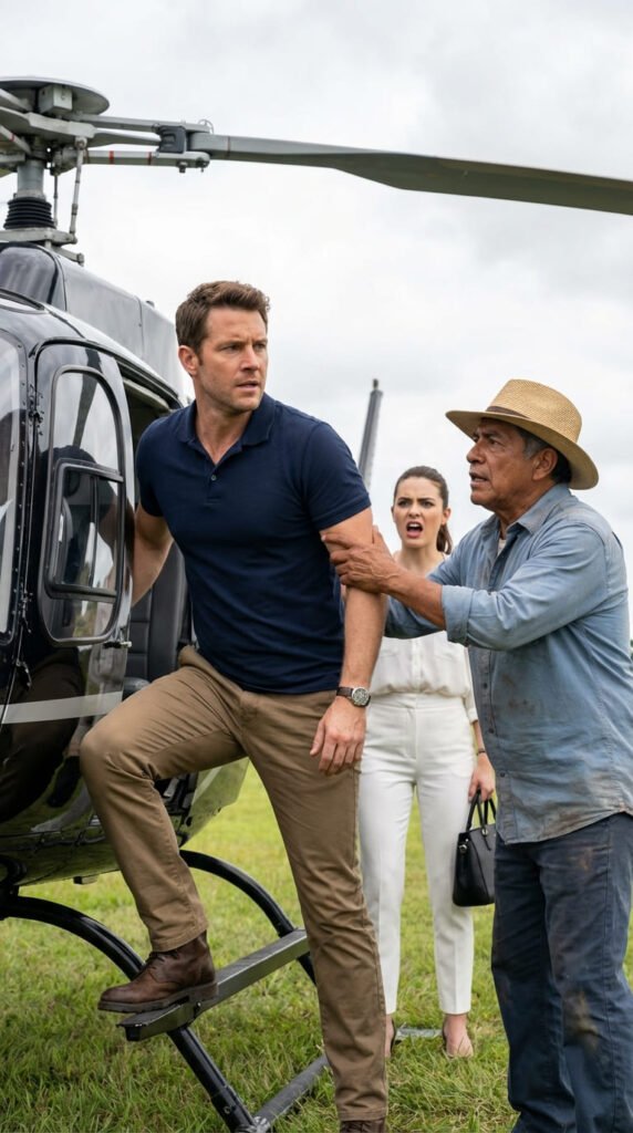 Hombre saliendo de un helicóptero